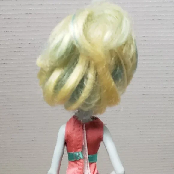 Monster High Doll Emoji Lagoona Blue - Picture 5 of 7